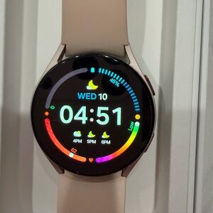 Galaxy 5 Smartwatch rose gold with light pink Band for Samsung